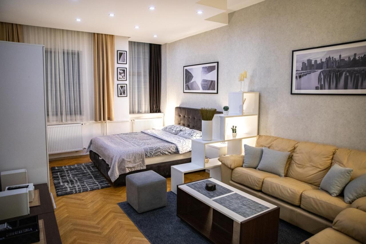 Cubic Central Lux Nis Ngoại thất bức ảnh
