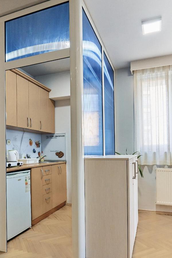Cubic Central Lux Nis Ngoại thất bức ảnh